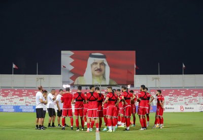 الأحمر يلاقي الأردن وديًا