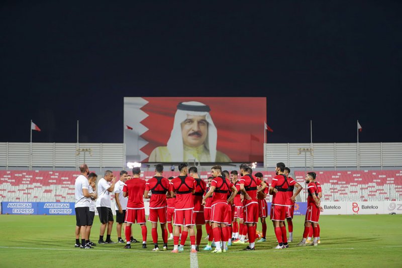 الأحمر يلاقي الأردن وديًا