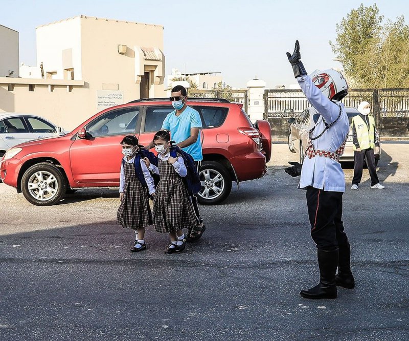 بالصور: تنسيق أمني مجتمعي لتحقيق سلامة لطلبة وضمان انسيابية حركة المرور