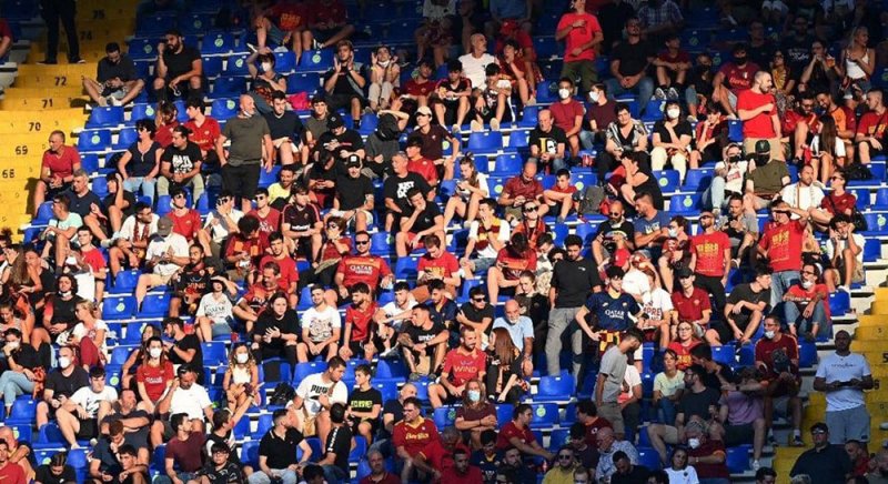 مباريات أبطال أوروبا.. يويفا يعلن "الخبر السعيد" للمشجعين