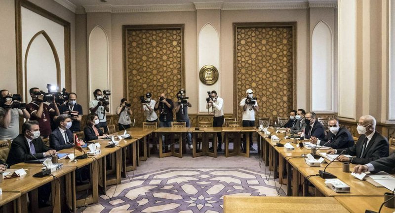 جولة جديدة من المباحثات بين مصر وتركيا وسط تحديات وترقب
