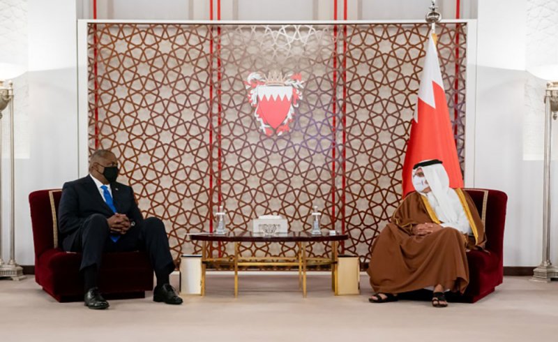 سمو ولي العهد رئيس مجلس الوزراء: استمرار تعزيز التعاون الدفاعي والعسكري مع الولايات المتحدة الأمريكية بما يحقق التطلعات المشتركة ويدعم الأمن والاستقرار في المنطقة