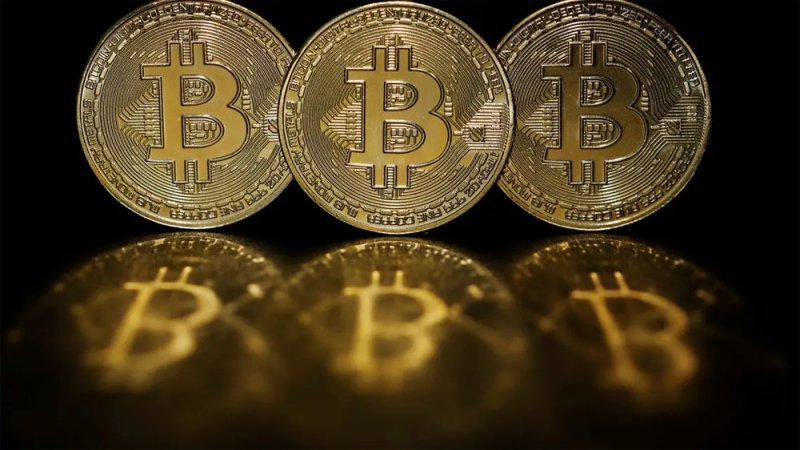 "بيتكوين" تتكبد خسارة موجعة في أعقاب تجربة السلفادور المضطربة
