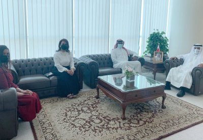 وزير شؤون مجلسي الشورى والنواب يستقبل رئيس جمعية الحقوقيين البحرينية