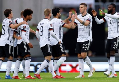 بعد النصر الكاسح.. منتخب ألمانيا ينجو من كارثة جوية