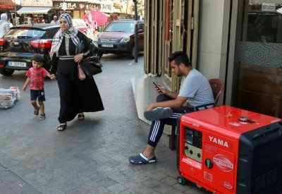 الفراغ عمّق انهيار الاقتصاد.. تحديات جسيمة أمام حكومة لبنان