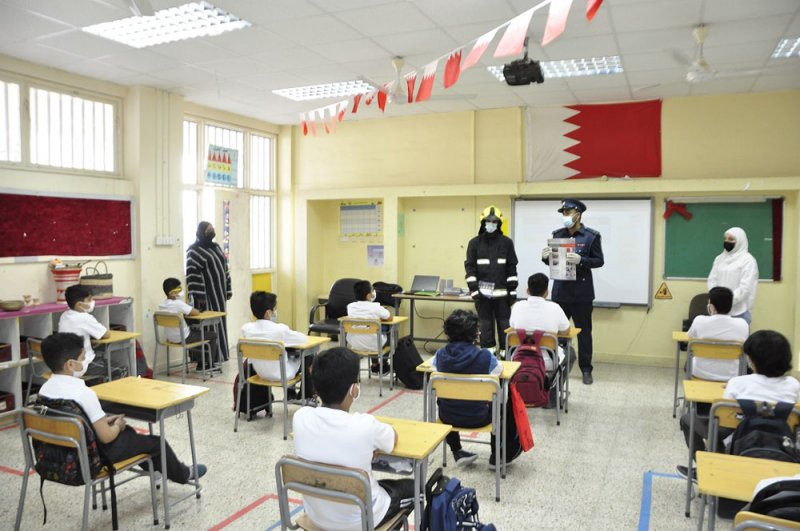 الدفاع المدني يطلق حملة توعوية تزامنًا مع عودة الطلاب إلى المدارس