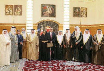 ًالبحرين تسعى دائما للخير والمحبة بين شعوب العالم