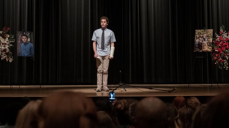Dear Evan Hansen يفتتح مهرجان تورونتو السينمائي ”بحذر“!