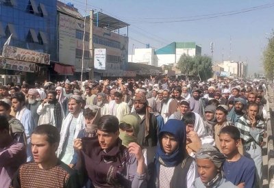 الآلاف يتظاهرون ضد طالبان في قندهار