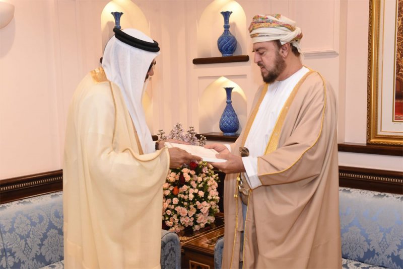 جلالة الملك المفدى يبعث برسالة خطية لأخيه سلطان عُمان الشقيقة