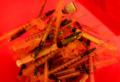 4 لكل 100 ألف.. ماذا فعلت جرعة اللقاح الثالثة في إسرائيل؟