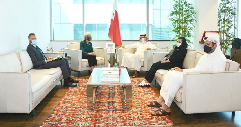 مساع لتعزيز العلاقات الاقتصادية مع كافة الدول