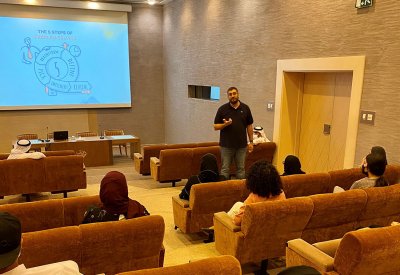 "الشباب والرياضة" تقدم ورشة تدريبية لمتطوعي جناح البحرين في إكسبو