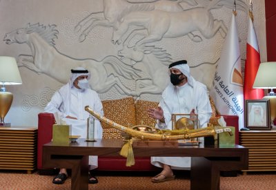 خالد بن حمد: نقدر دور الإعلام في دعم المبادرات والبرامج التي ترتقي بالشباب البحريني