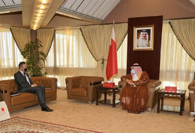 وزير العدل يستعرض مع السفير الفرنسي التعاون في المجال العدلي