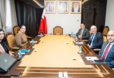 وزارة الخارجية تعقد اجتماعًا لتعزيز التعاون المشترك مع القطاع المالي والمصرفي