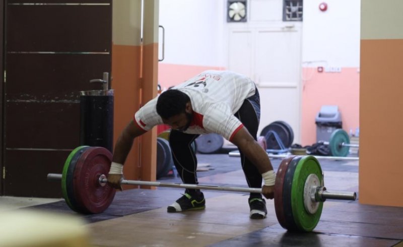 الاتحاد البحريني لرفع الأثقال يواصل استعداداته للمشاركة في عالمية الشباب والبطولة العربية