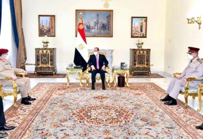 السيسي يشدد على دعم الحل السياسي في اليمن