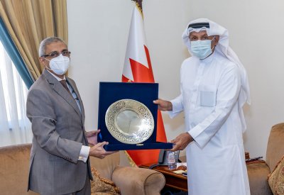 بن هندي يستقبل السفير المصري