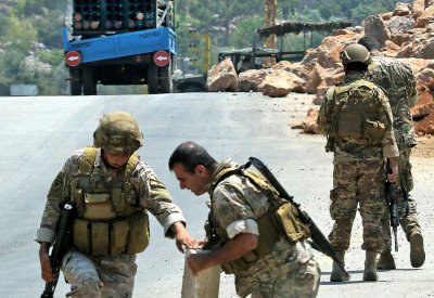 لبنان.. اعتقال أفراد خلية مؤيدة لداعش في طرابلس