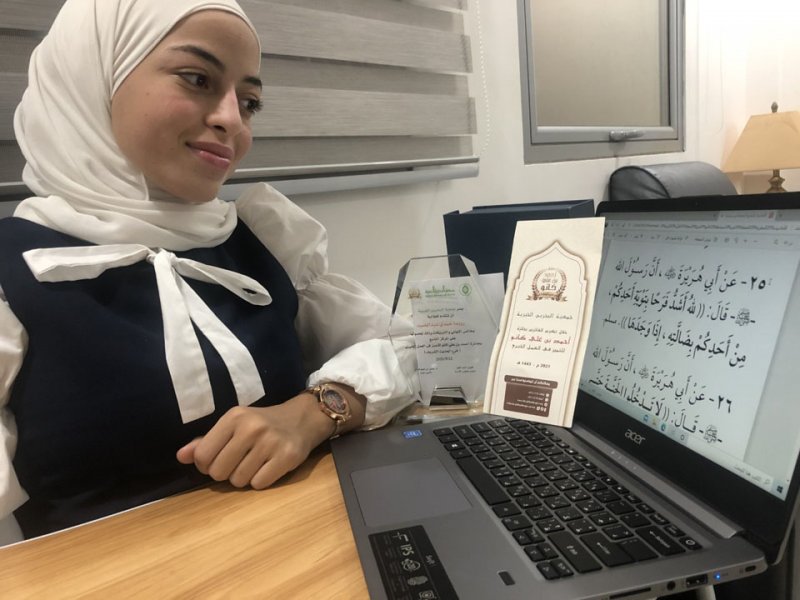 10 طلاب يتصدرون قوائم الفائزين بوسام (كانو) للتميز