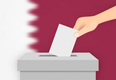 مواطنون قطريون يستنجدون برئيس الوزراء البريطاني رفضًا لقانون الانتخابات التمييزي