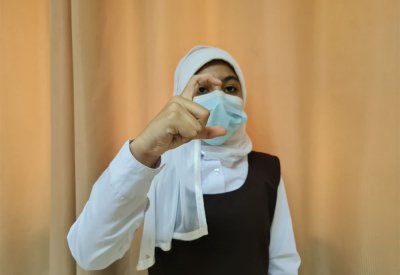 20 طالبة بإعدادية زنوبيا يتعلمن لغة الإشارة لمساعدة الصم