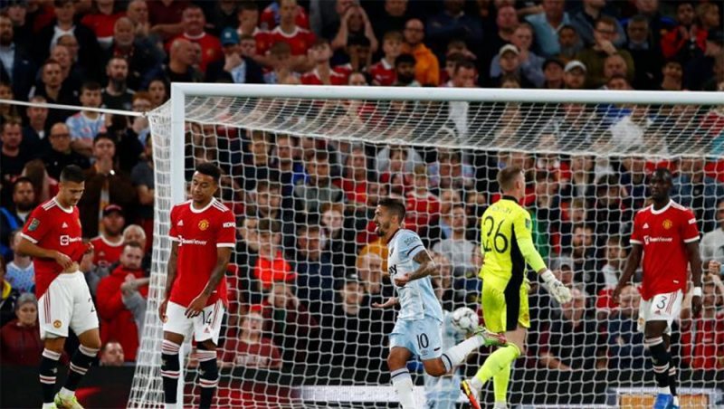 وست هام يقصي مانشستر يونايتد من كأس الرابطة