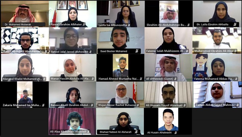 المدير العام لشئون المدارس يلتقي عددًا من طلبة المدارس الثانوية الحكومية