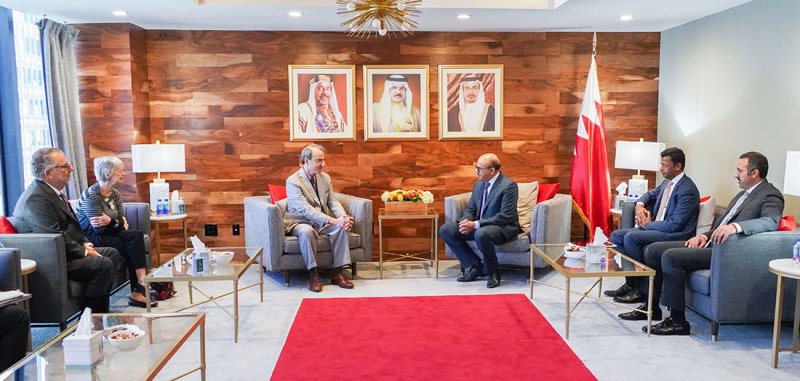 سعادة وزير الخارجية يجتمع مع رئيس شؤون السياسات في اللجنة اليهودية الأمريكية