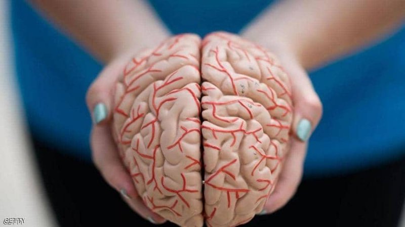 إصابة "كورونا الخفيفة" تضرب الدماغ.. دراسة تكشف تأثيرها