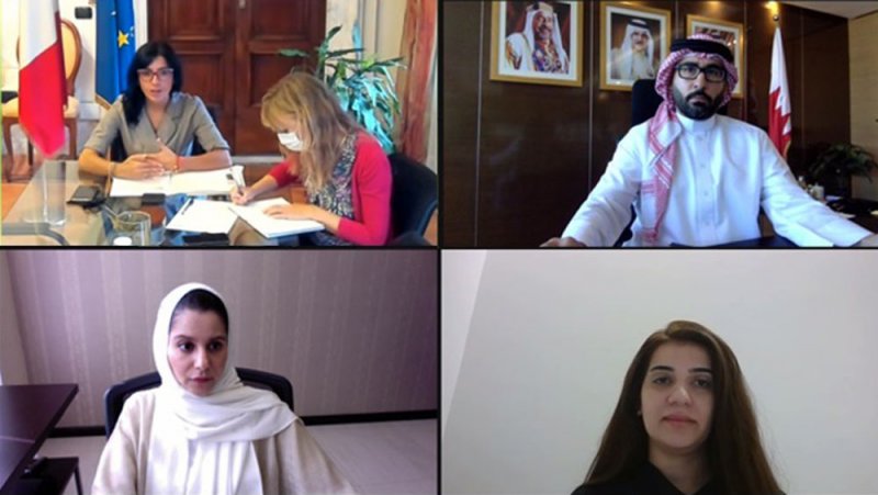 المؤيد يبحث مع وزيرة سياسة الشباب بإيطاليا التعاون المشترك