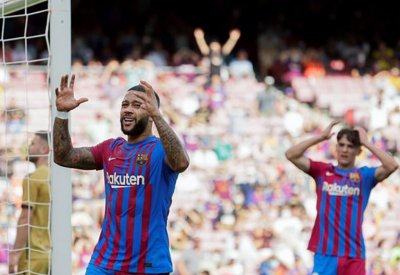 برشلونة يستعيد توازنه أمام ليفانتي