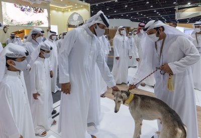 ناصر بن حمد: المعرض يجسد المحافظة على التراث الإماراتي والخليجي