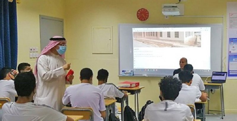 استفادة 6077 طالب من برنامج تهيئة المستجدين بالمرحلة الثانوية