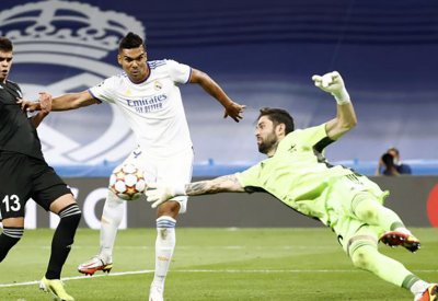 شيريف يُلحق بريال مدريد هزيمة تاريخية