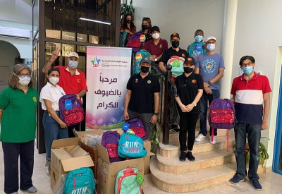أندية روتاري البحرين تستكمل بنجاح الحملة الخيرية لتوزيع 200 حقيبة مدرسية للطلبة المحتاجين
