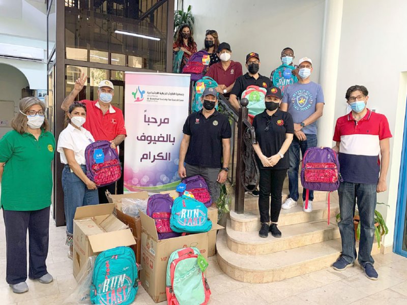 200 حقيبة للمحتاجين من أندية “روتاري”