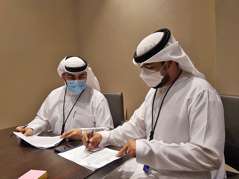 فريق عمل المنتدى
