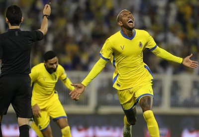 تاليسكا يتألق ويقود النصر للفوز على أبها
