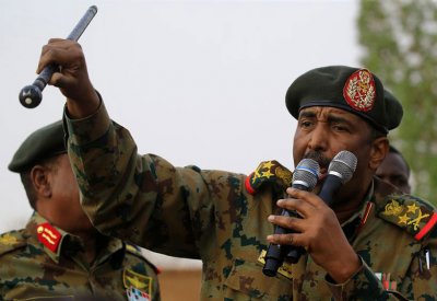 البرهان: حريصون على الشراكة مع المكون المدني في السودان