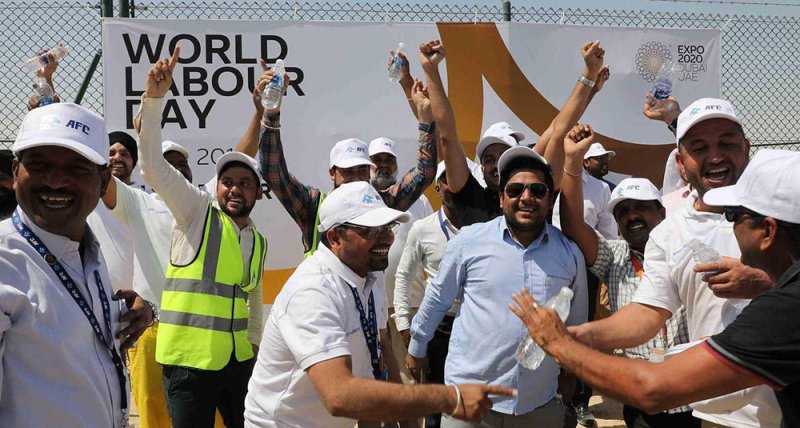 كيف كرّمت الإمارات عمال إكسبو دبي 2020؟