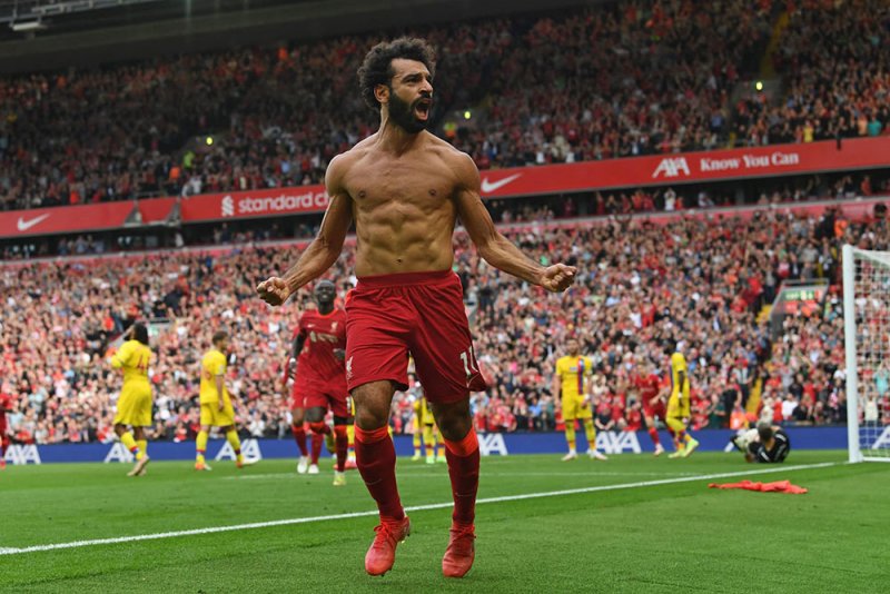 كاراجر لمسؤولي ليفربول عن تجديد صلاح: ألا ترون ميسي ورونالدو