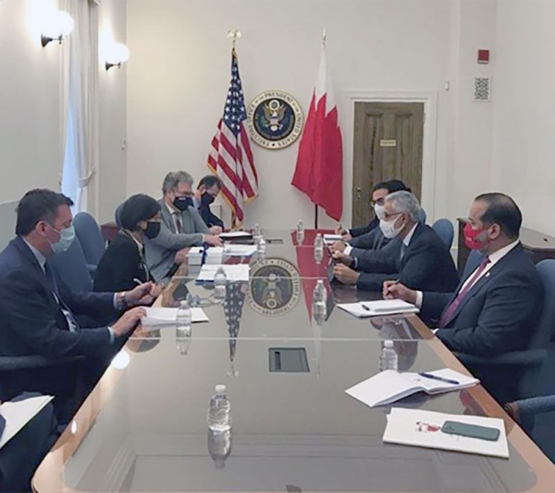 وزير الصناعة والتجارة والسياحة يلتقي الممثل التجاري للولايات المتحدة الامريكية