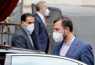 إيران تماطل.. دبلوماسي يرجح "مراهنتها على تنازلات غربية"