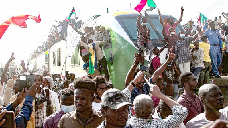 لليوم الثاني.. مواكب دعم للتحول المدني في السودان