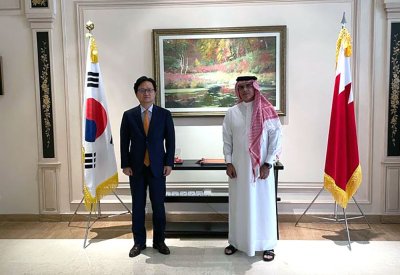 الدوي يستعرض مع سفير كوريا الجنوبية تعزيز التعاون لدعم التيكواندو البحرينية