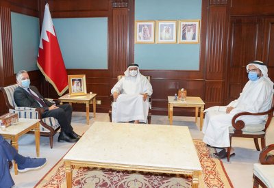 وزير الخارجية يستقبل الرئيس التنفيذي لمؤسسة الدفاع عن الديمقراطيات