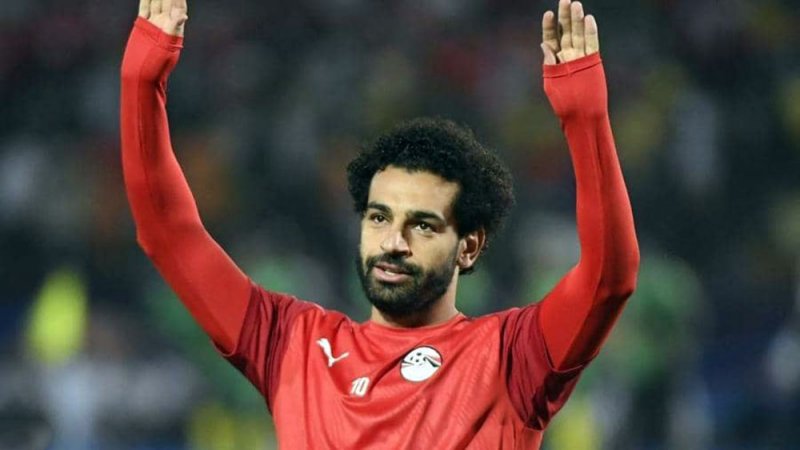 مدرب الأهلي يشكر محمد صلاح على هديته